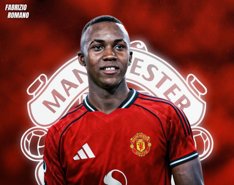 Manchester United To Sign Wonderkid Cristian Orozco In Long-Term Deal